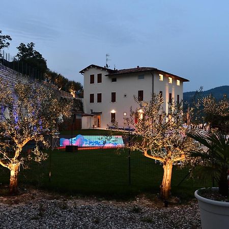 Villa Allegri Agriturismo Di Charme 内格拉尔 外观 照片